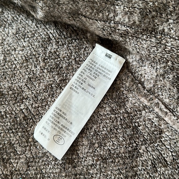 NWOT Abercrombie & Fitch Women’s Sweater - Picture 5 of 6